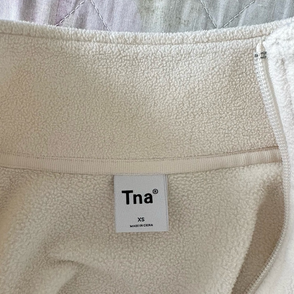 Aritzia TNA Polar Fleece Half-Zip Pullover - Picture 4 of 5
